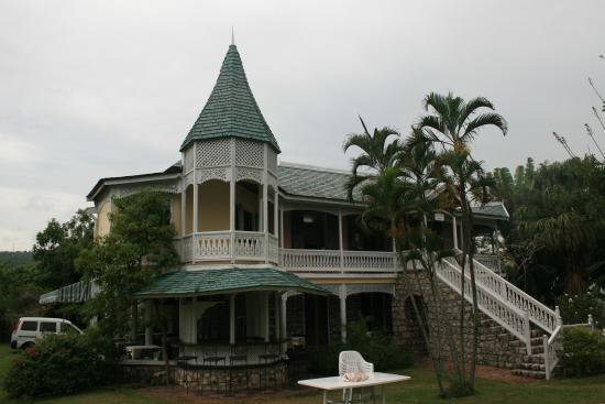 Harmony Hall Art Gallery